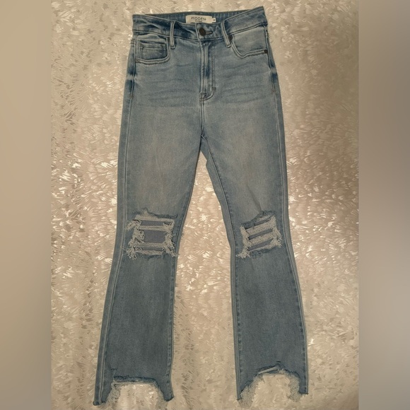 Hidden [HAPPI] DISTRESSED CROPPED FLARE - Picture 3 of 4